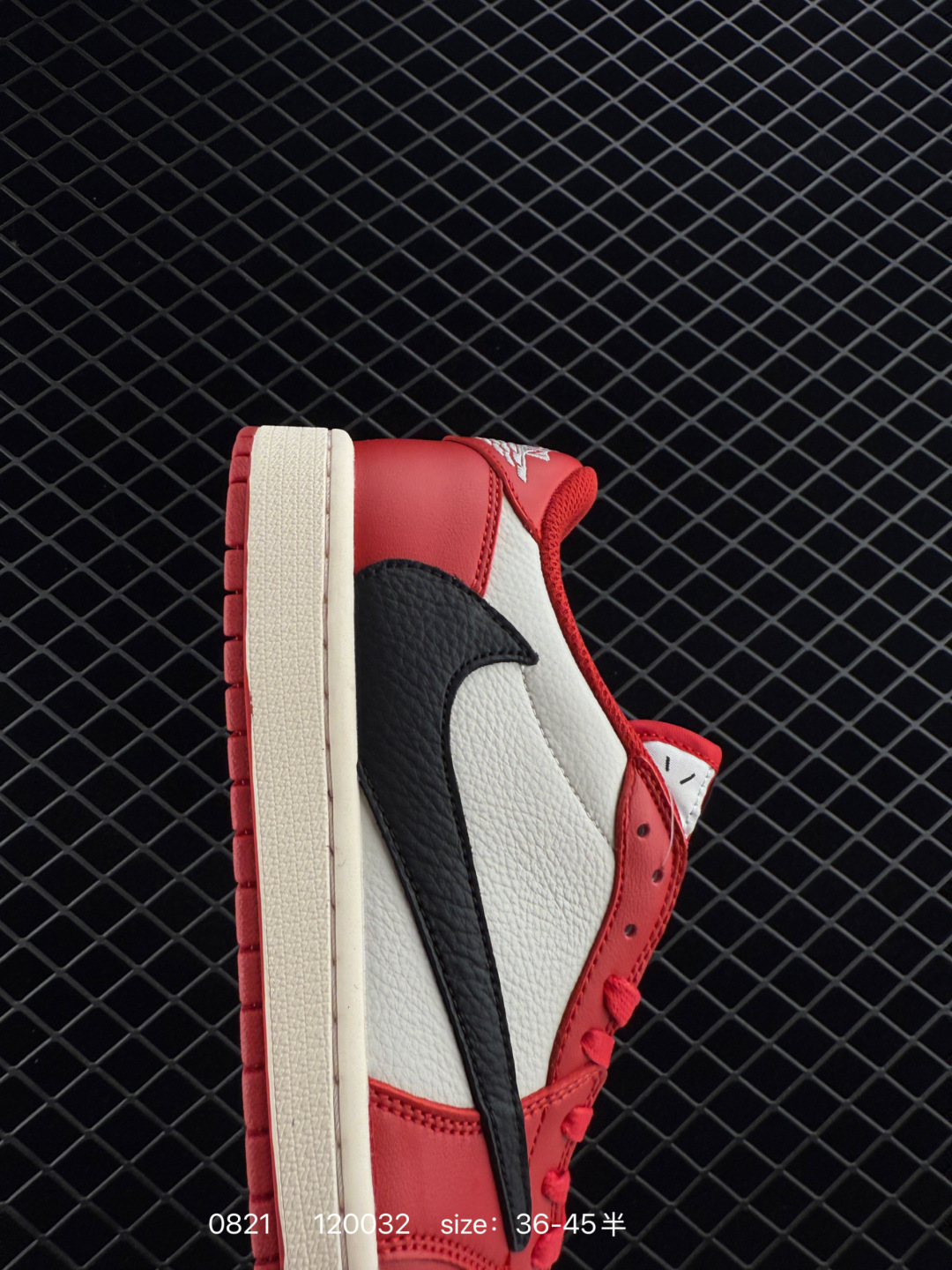 Travis Scott x Air Jordan 1 Low 